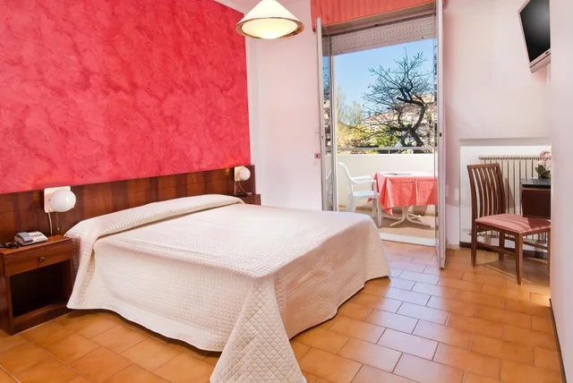 غرفة اقتصادية بسرير مزدوج أو سريرين منفصلين، Hotel Le Querce 2/7