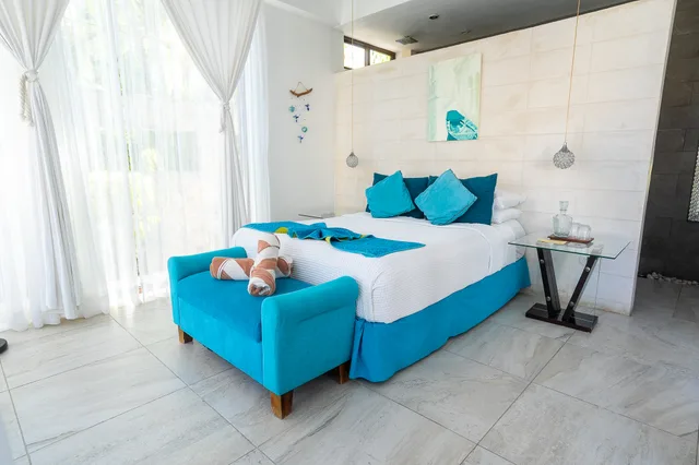 Basic, Double Bed, Cabanas Luxury 2/10