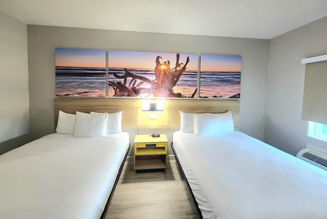 غرفة بسريرين كوين، Days Inn & Suites By Wyndham Galveston West/Seawall 3/10
