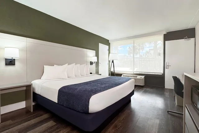 Garden, King Bed، Wyndham I-Drive Avanti Resort & Conference Center 5/10