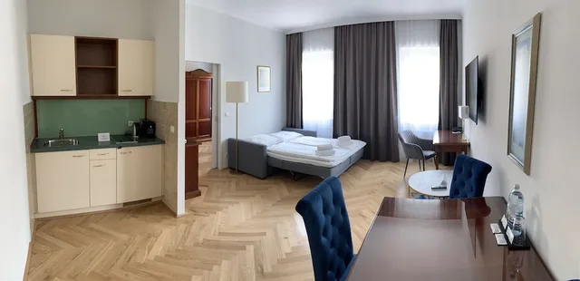 Apartment, Twin Beds, Sofa, Hotel Secession an der Oper 4/8