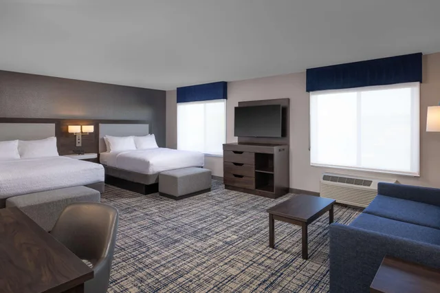جناح بسريرين كوين، Hampton Inn Suites Manteca 5/9