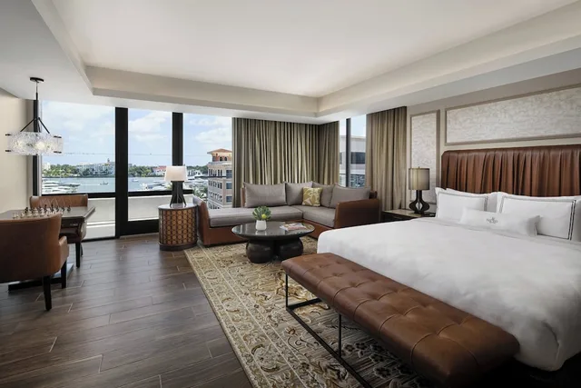 Studio, King Bed, Water View، The Ben, Autograph Collection 1/4