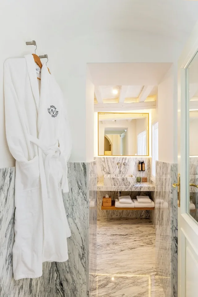 Suite, Queen Bed, Sofa, Annex, Nerva Boutique Hotel 3/8