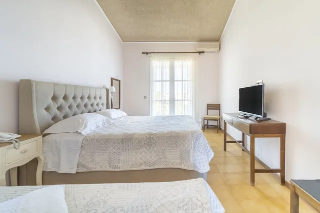 غرفة ديلوكس بسرير كوين بإطلالة على البحر مع أريكة، Hotel Agia Markella 4/10