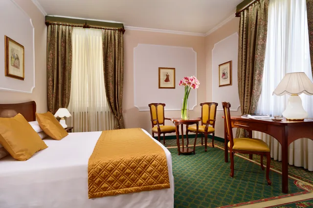 غرفة كلاسيكية ثلاثية، Berchielli Hotel 3/4