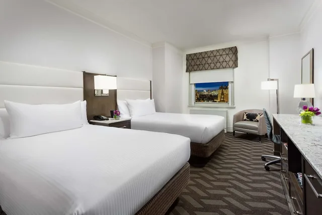 غرفة سوبيريور بسريرين كوين بإطلالة، Hilton Boston Park Plaza 4/5