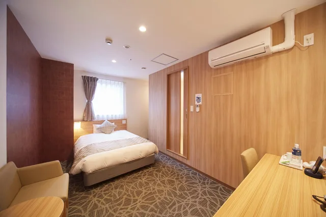 Room, Semi Double Bed, Sakura Garden Hotel 1/2
