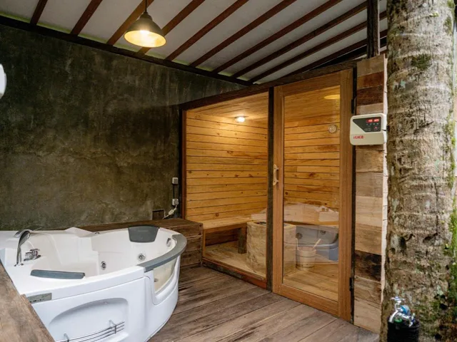 جناح فاخر بسرير مزدوج وسريرين منفصلين بغرفتي نوم، De Ubud Villas Spa 3/3