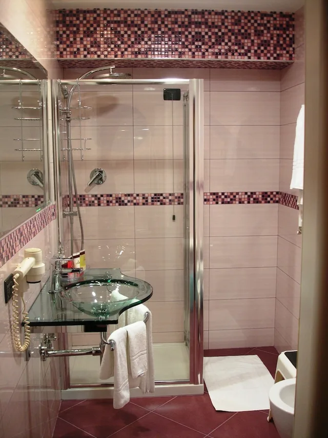 غرفة بسرير كوين، Augustus Hotel 6/6