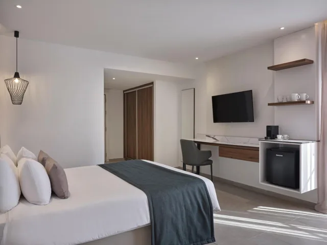 Room, King Bed, Inland View، Atlantica Sungarden Park 1/4