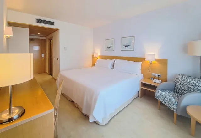 غرفة قياسية، Sol Port Cambrils (ex Tryp Port Cambrils) 6/9