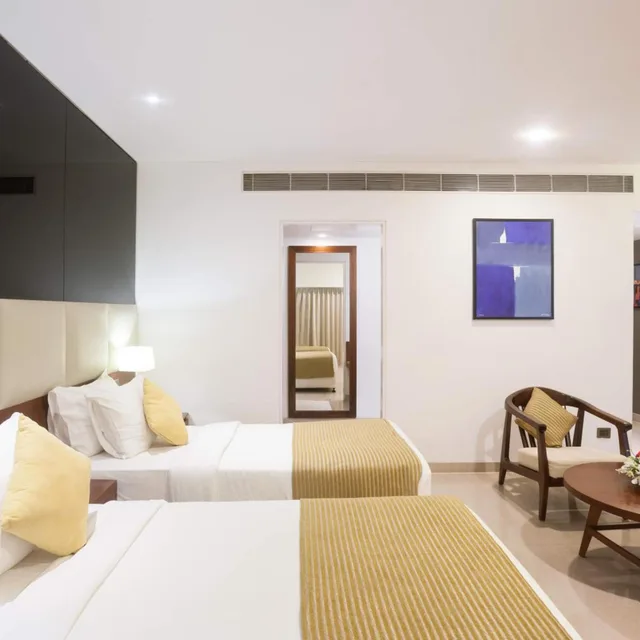 Premium, Twin Beds, THE RAVIZ CALICUT 1/4