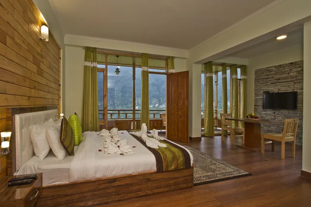 جناح عائلي بسرير مزدوج، Snow Flakes Resort 3/10
