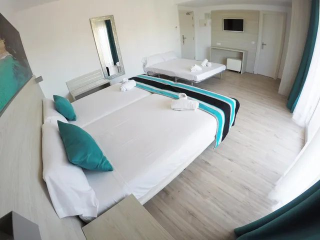 جناح جونيور بشرفة، Welikehotel Fenix 3/10