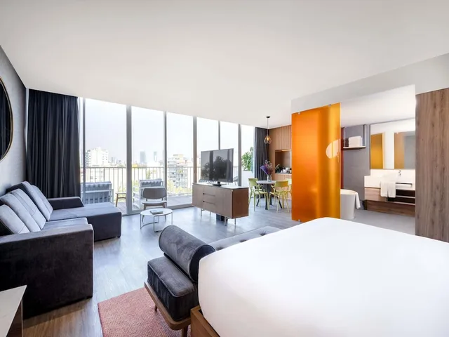 جناح بسرير كينج بشرفة، Mondrian Mexico City Condesa 4/10