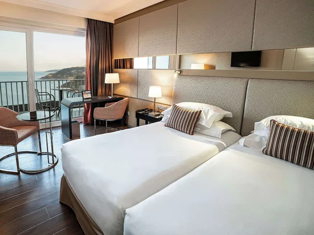 Privilege, Balcony, Mercure San Sebastian Monte Igueldo 1/9