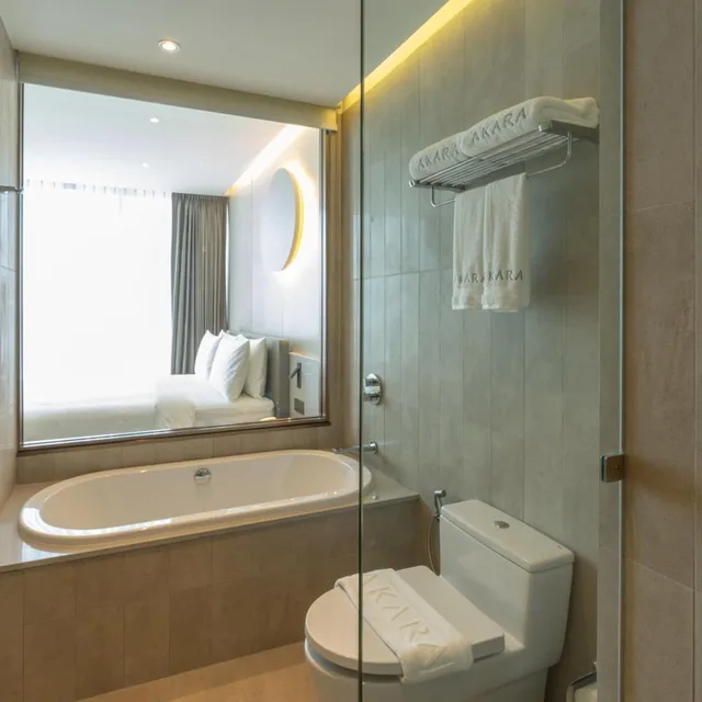 Deluxe, Double Bed, Akara Hotel Pattaya 7/10