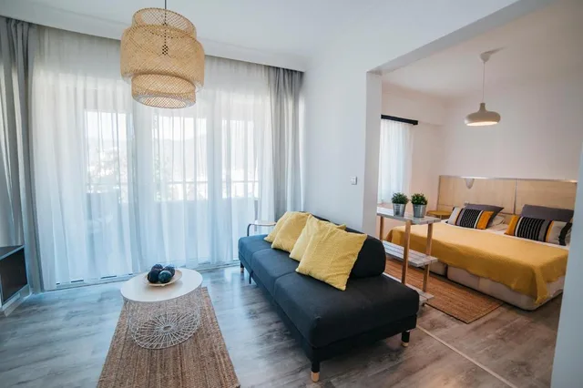 Sands, Suite, Queen Bed, Sofa، True Blue Boutique Hotel Kalkan 3/5