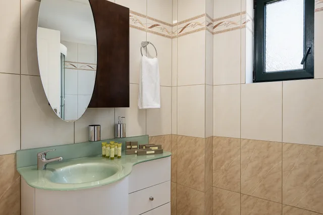 Classic, Apartment, Elia Platanias 3/3