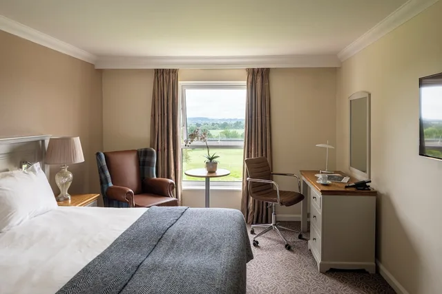Standard, Double or Twin Bed, Golf Course View، Tewkesbury Park 6/10