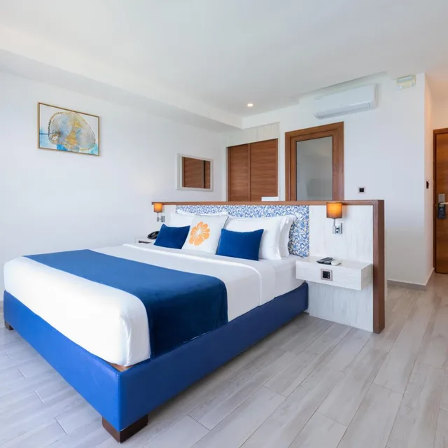 غرفة ديلوكس بسرير مزدوج بإطلالة على البحر بشرفة، Kaani Palm Beach 5/6