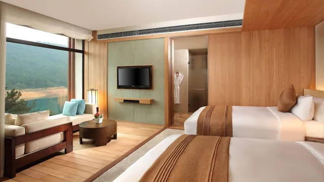 Classic, Twin Beds, Forest View، Intercontinental One Thousand Island Lake Resort 2/3