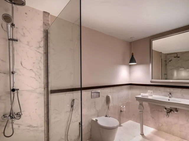 Premium, King Bed, Garden View, Rixos Bab Al Bahr 9/9