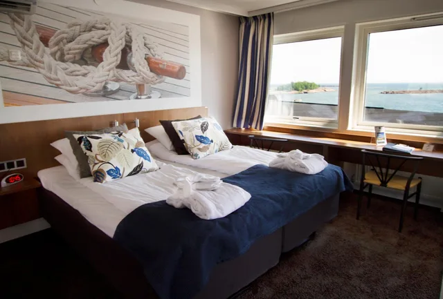 جناح بسرير كوين بإطلالة على البحر، Best Western Hotel Corallen 1/7