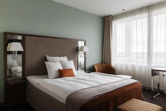 غرفة قياسية بسرير كوين، Clarion Hotel Arlanda Airport 3/6