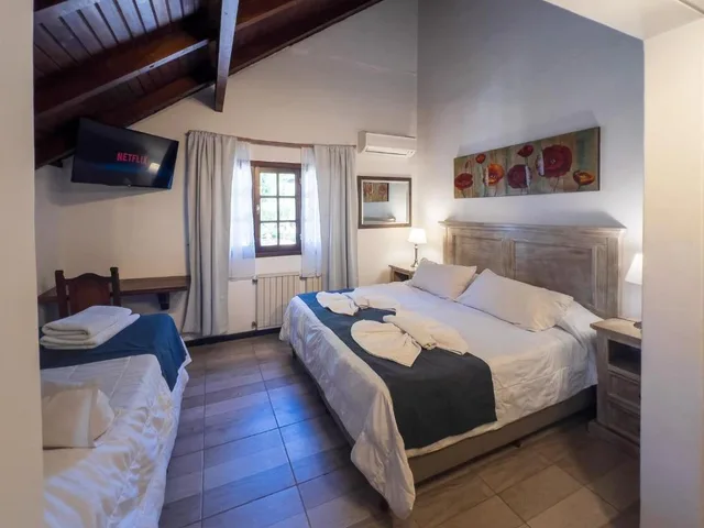 غرفة سوبيريور ثلاثية، La Fontaine Apart Hotel & Resort 1/2