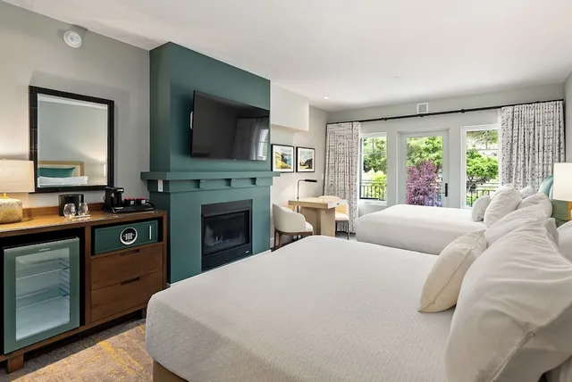 غرفة بسريرين كوين، Avila Village Inn 1/2