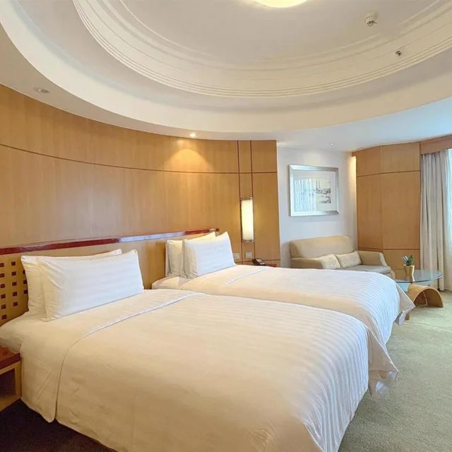 Horizon, Club, Deluxe, Twin Beds، Makati Shangri-La 2/6