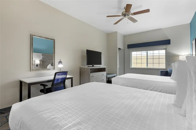 Room, 2 Queen Beds, Accessible, Best Western Plus Wasco Inn & Suites 1/8