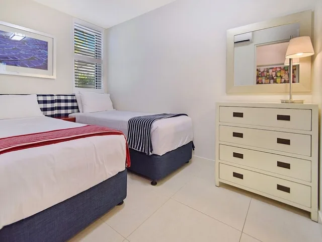 شقة بسرير كوين وسريرين منفصلين، FAIRSHORE NOOSA 1/9