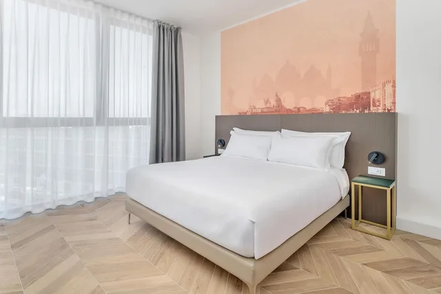 غرفة مزدوجة بسرير كينج بإطلالة، B&B HOTEL Venice Laguna 7/10