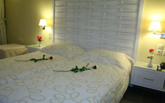 بنغل سوبيريور، AKTAION RESORT 3/4