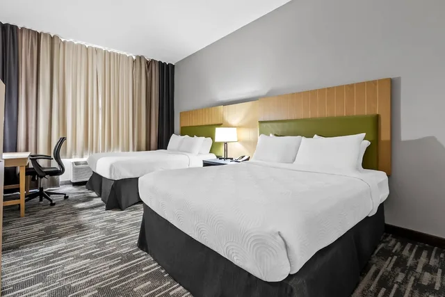 Room, 2 Queen Beds, Country Inn & Suites by Radisson, Aiken South 2/5
