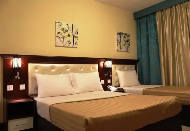 غرفة مفردة، Mariana Hotel 2/2