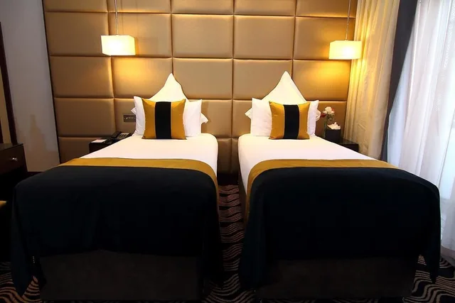 غرفة ديلوكس بسريرين منفصلين، Montcalm Piccadilly Townhouse, London West End 2/5