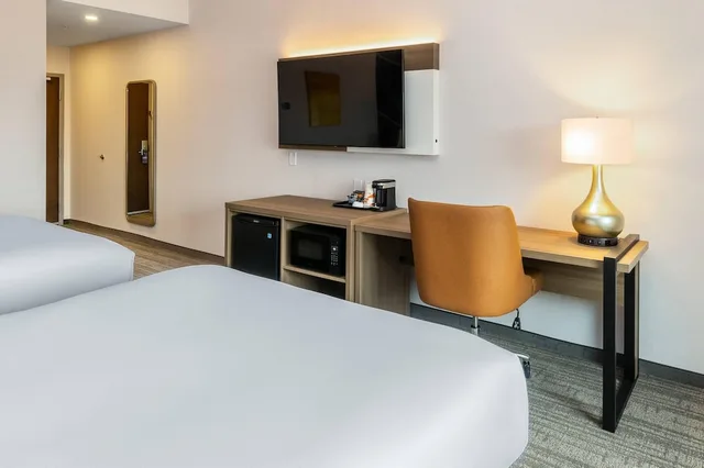 غرفة بسريرين كوين لذوي الإعاقة، Comfort Inn and Suites Bradford 2/5