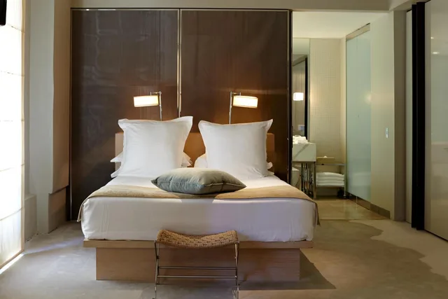 استوديو بسرير كينج، ESTABLISHMENT HOTEL 4/5