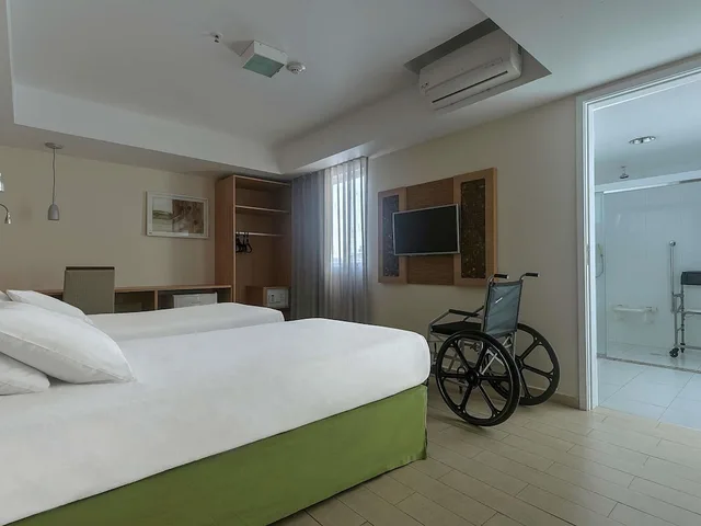 Standard, Twin Beds, Accessible, Mercure Maceio Pajucara 2/10