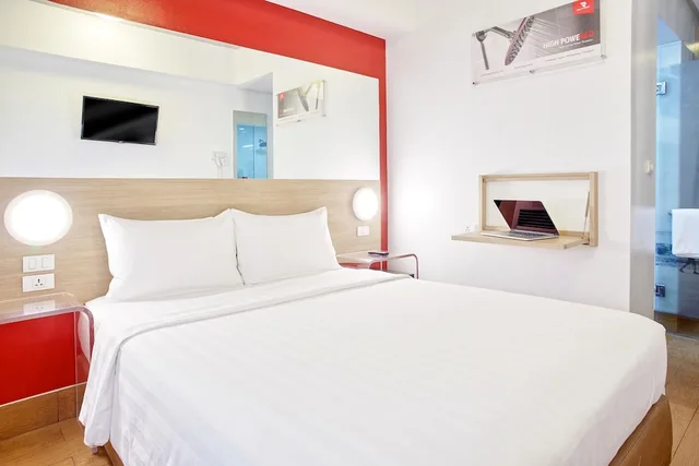 غرفة بسرير مزدوج، Red Planet Manila Aseana City 1/5