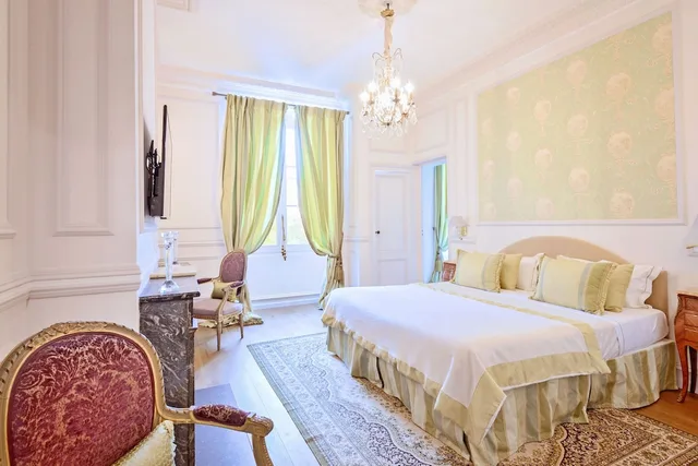 جناح بريستيج بسرير كينج، Victor Louis Villa 3/5