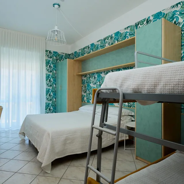 غرفة رباعية بإطلالة على البحر، Hotel Acquario 7/10