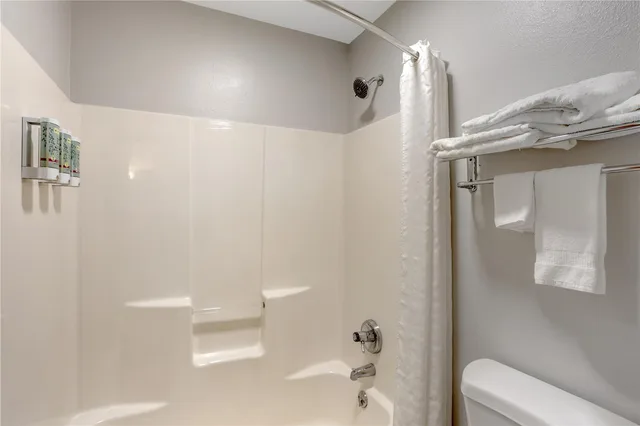 غرفة بسريرين مزدوجين، Best Western Shippensburg Hotel 8/8