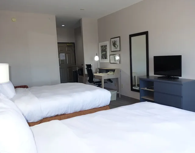 غرفة بريميوم بسريرين كوين، Country Inn Suites By Radisson Round Rock Tx 4/5