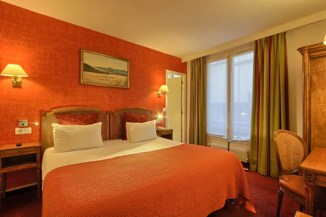 Comfort, Double or Twin Bed, Timhotel Invalides Eiffel 1/8