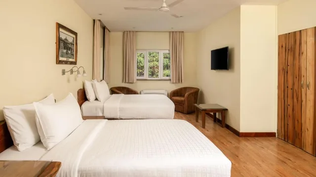 غرفة قياسية بسريرين منفصلين، Fairview Hotel 1/4